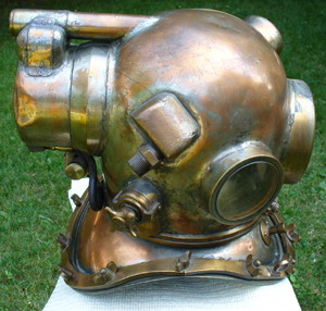 Dive%20Helmet%20004.jpg